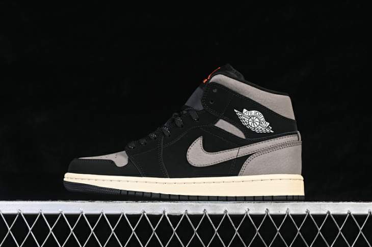 Picture of Air Jordan 1 MID _SKUfw22078471879441984fw